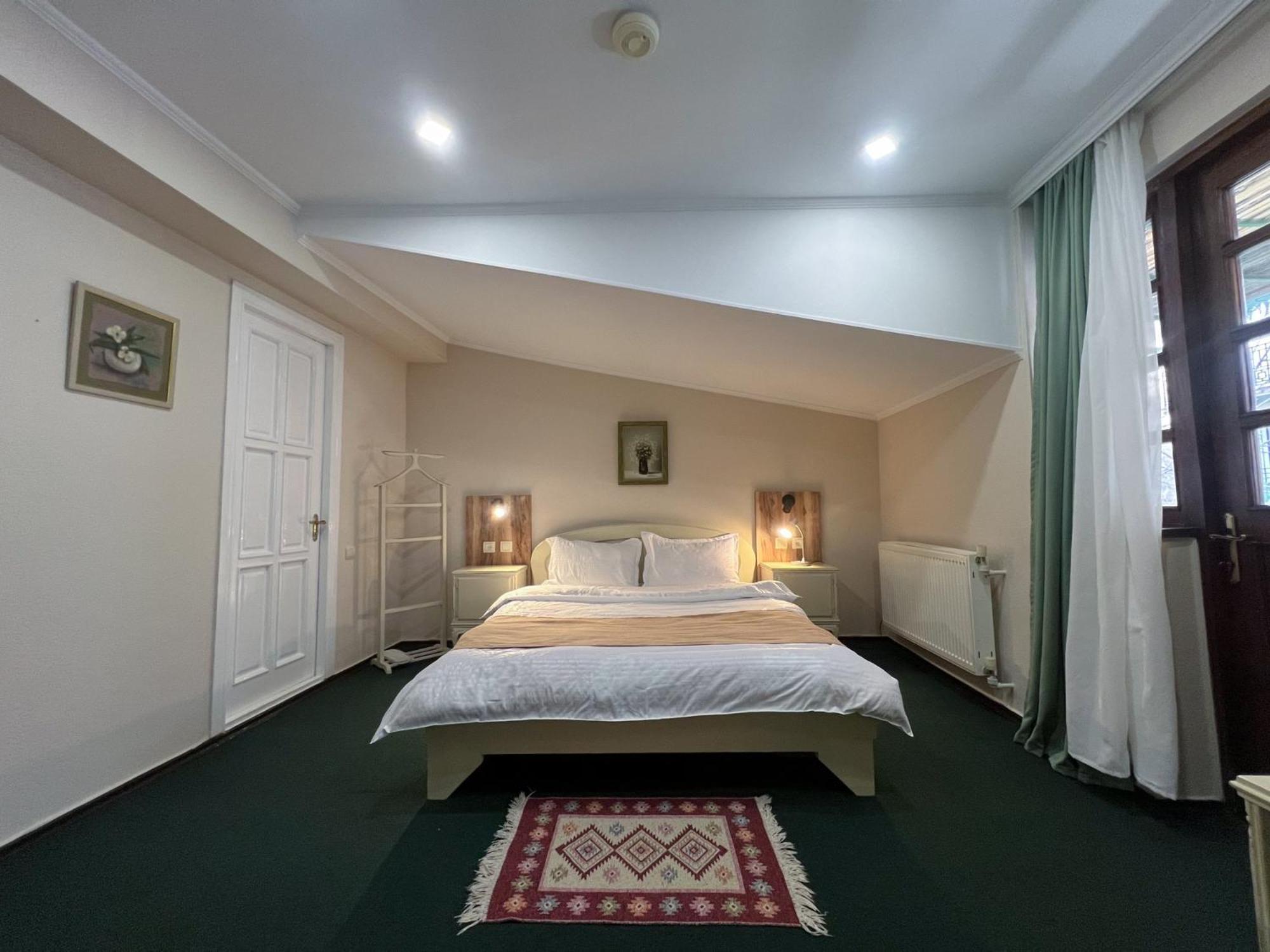 Madera Hotel Tbilisi Ngoại thất bức ảnh