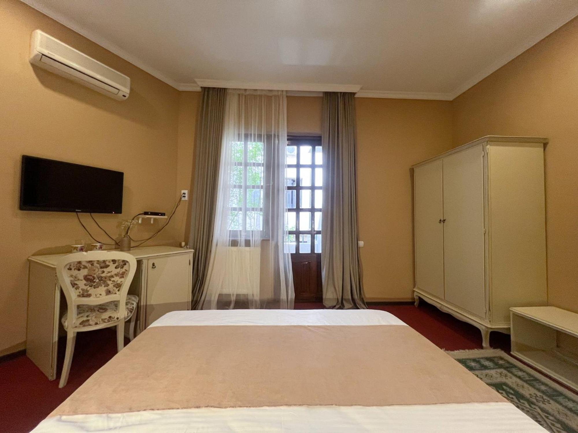 Madera Hotel Tbilisi Ngoại thất bức ảnh