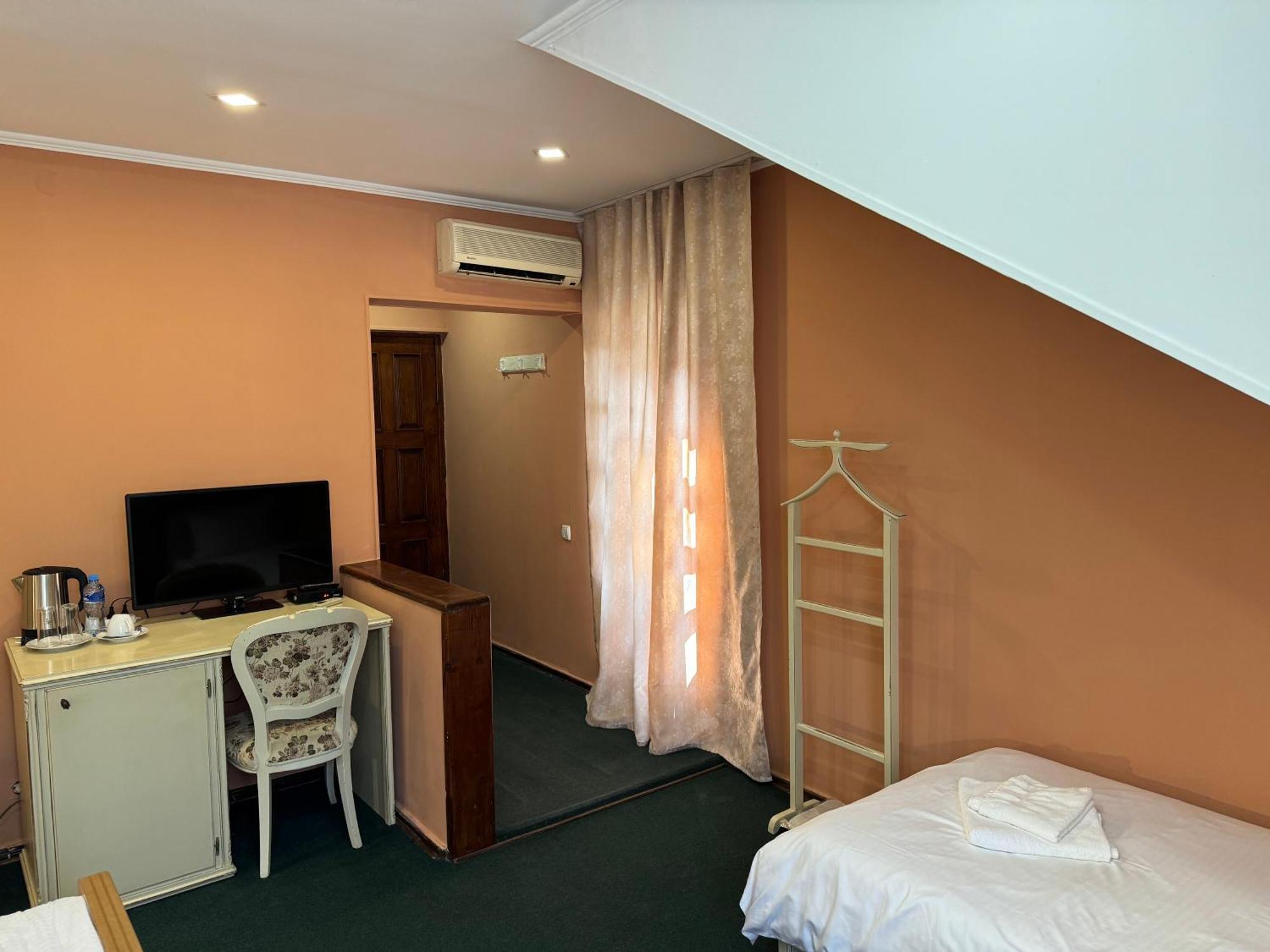 Madera Hotel Tbilisi Ngoại thất bức ảnh