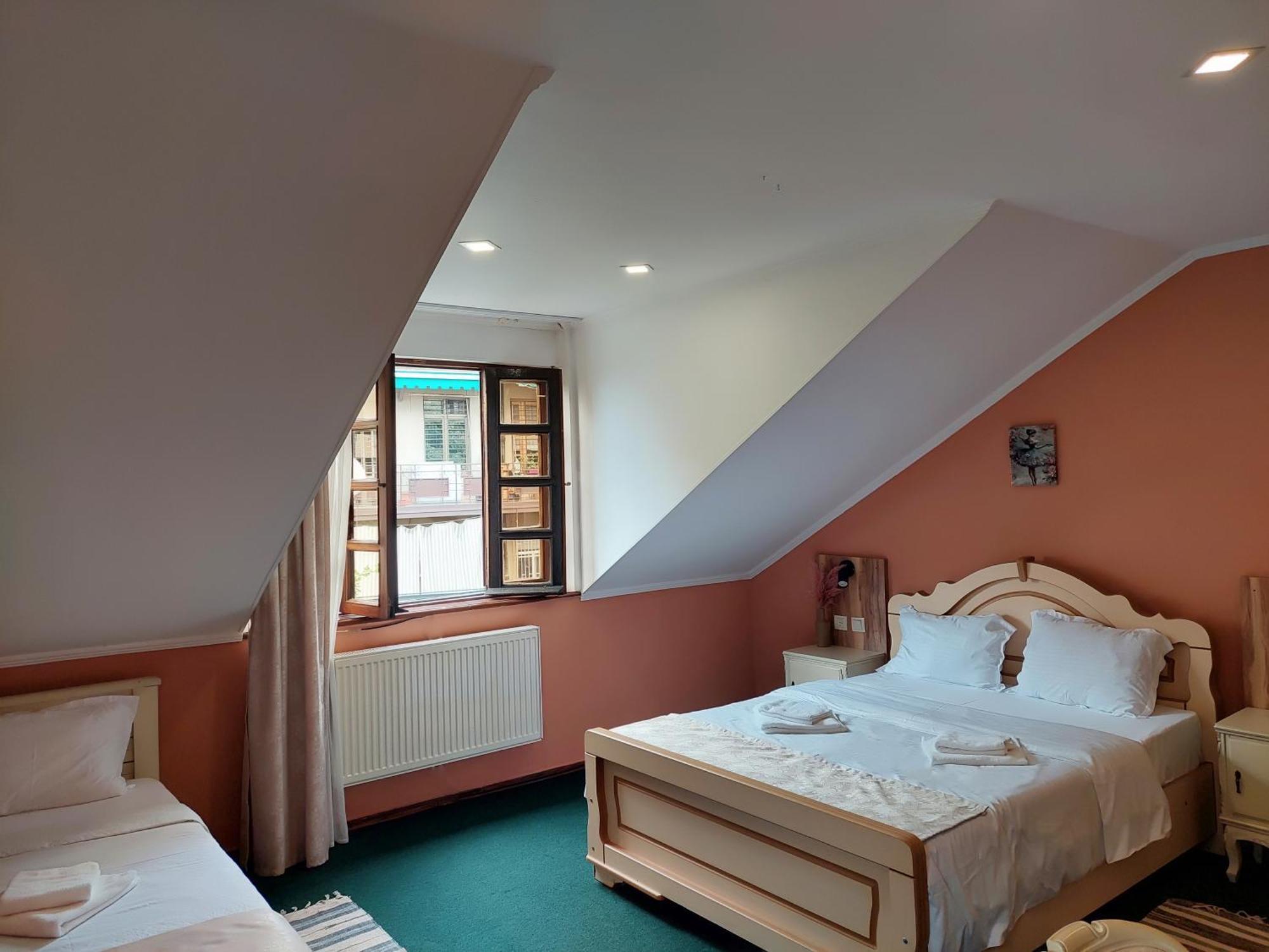 Madera Hotel Tbilisi Ngoại thất bức ảnh