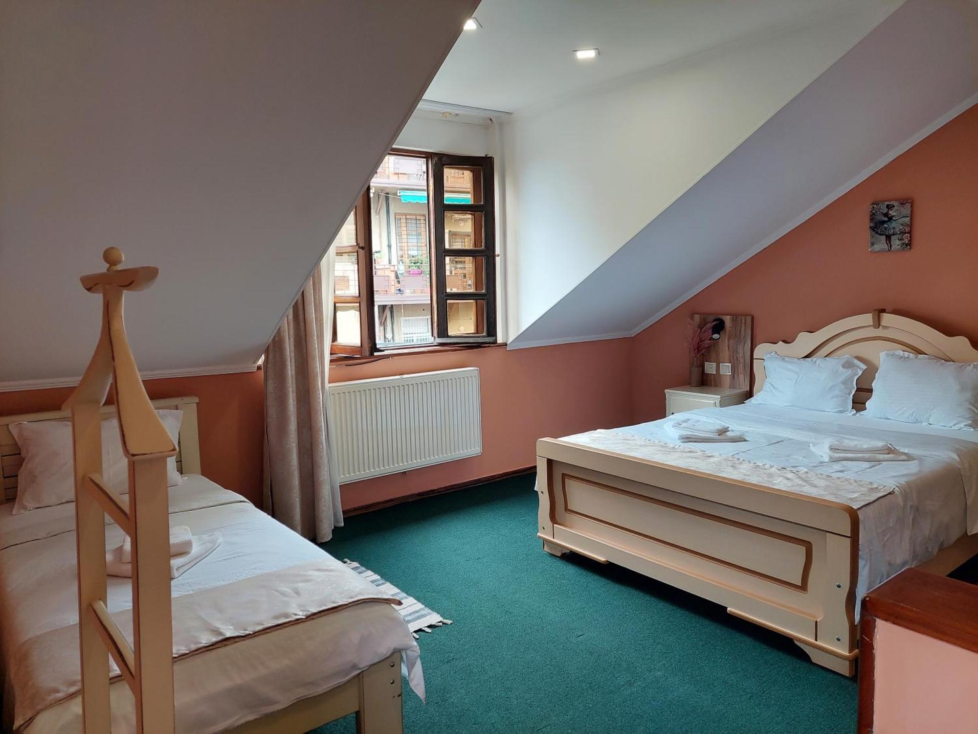 Madera Hotel Tbilisi Ngoại thất bức ảnh