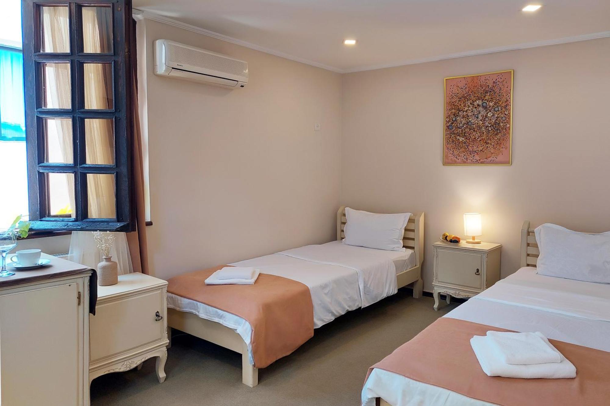 Madera Hotel Tbilisi Ngoại thất bức ảnh